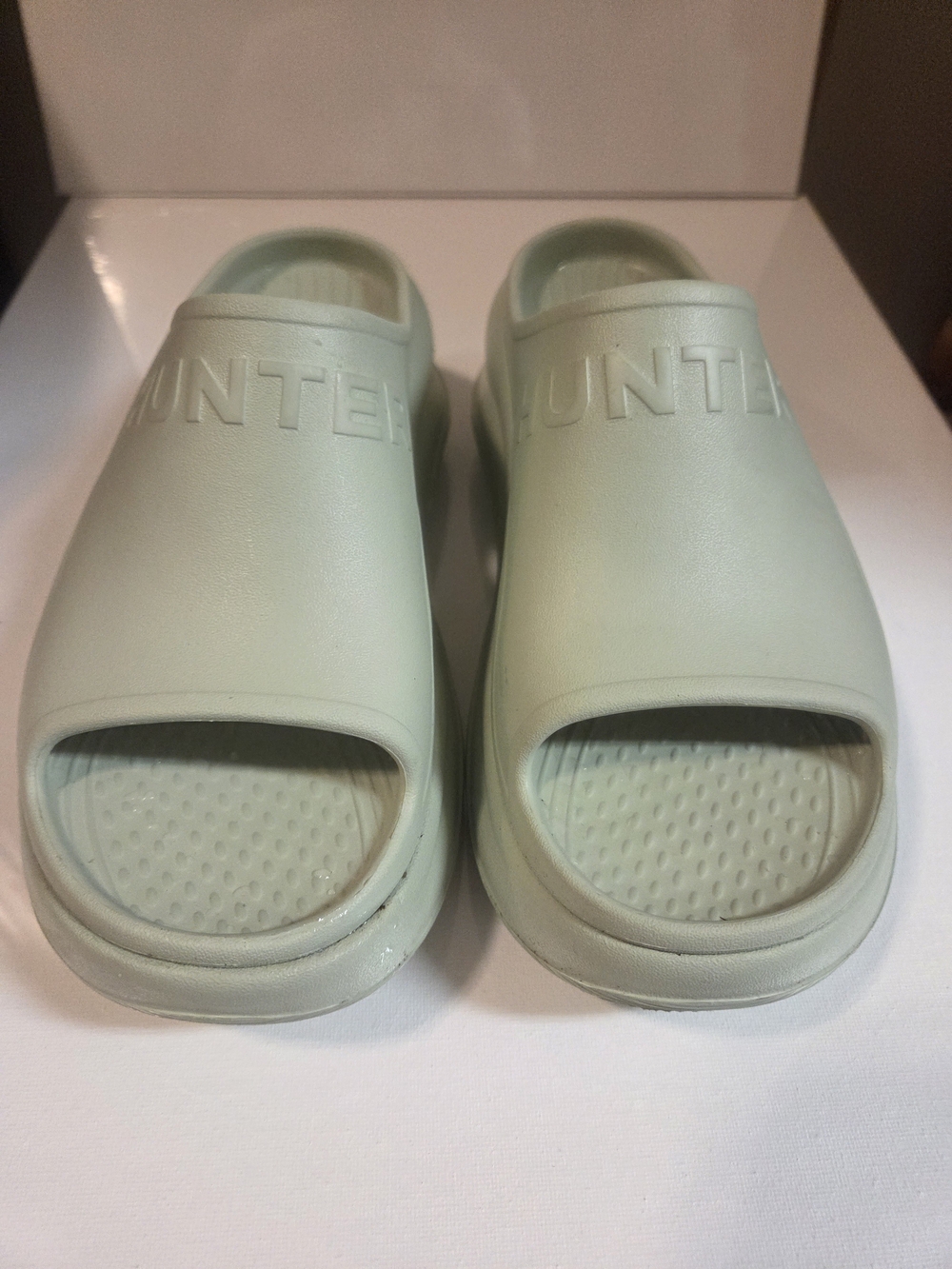 Hunter Open-Toe Slide Sandals in Pale Sage